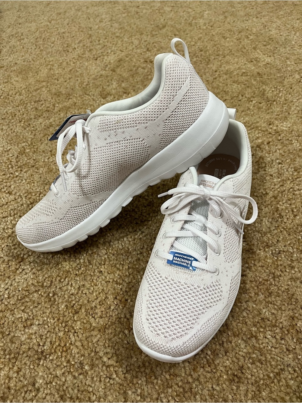 NWT Skechers Women's Go Walk Gen 5 Athletic Sneakers Light Pink White Size 11